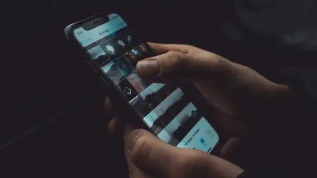 Ilustrasi Galeri Iphone