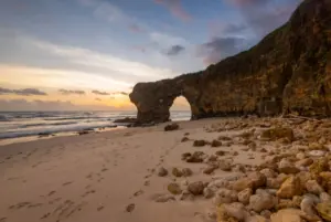 Pantai Mbawana, Sumba